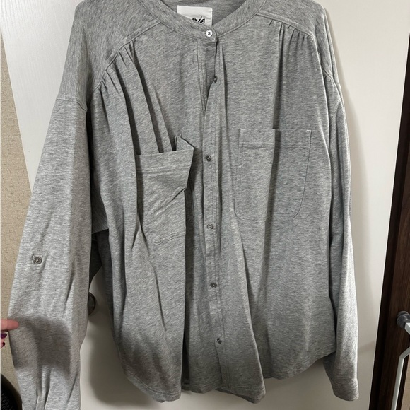 Aerie Heather Gray Button Down Shacket - Picture 2 of 4